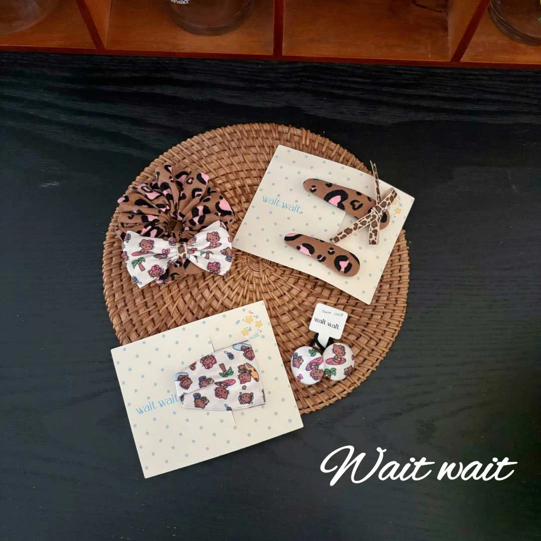 Wait | KT黑皮肠圈系列手作肠圈拇指肠圈手作发夹儿童发饰