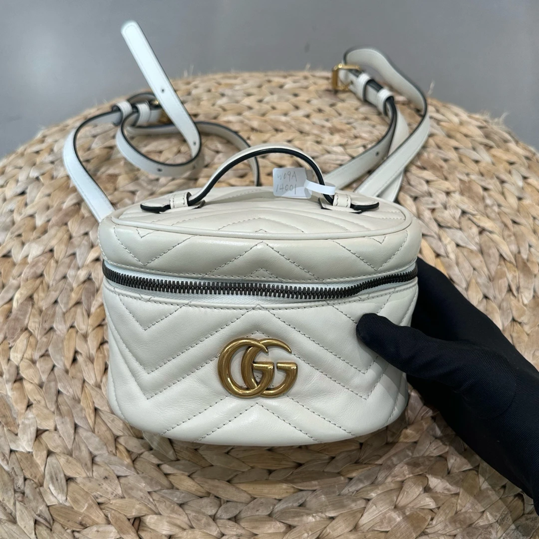 99新 GUCCI/古驰 99新-白金马蒙盒子双肩包