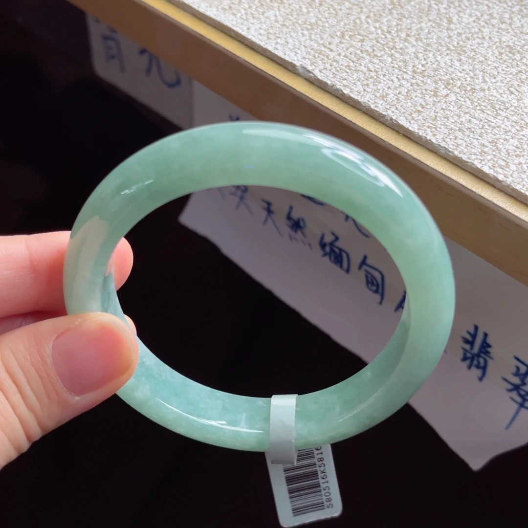 翡翠未镶嵌手镯手镯