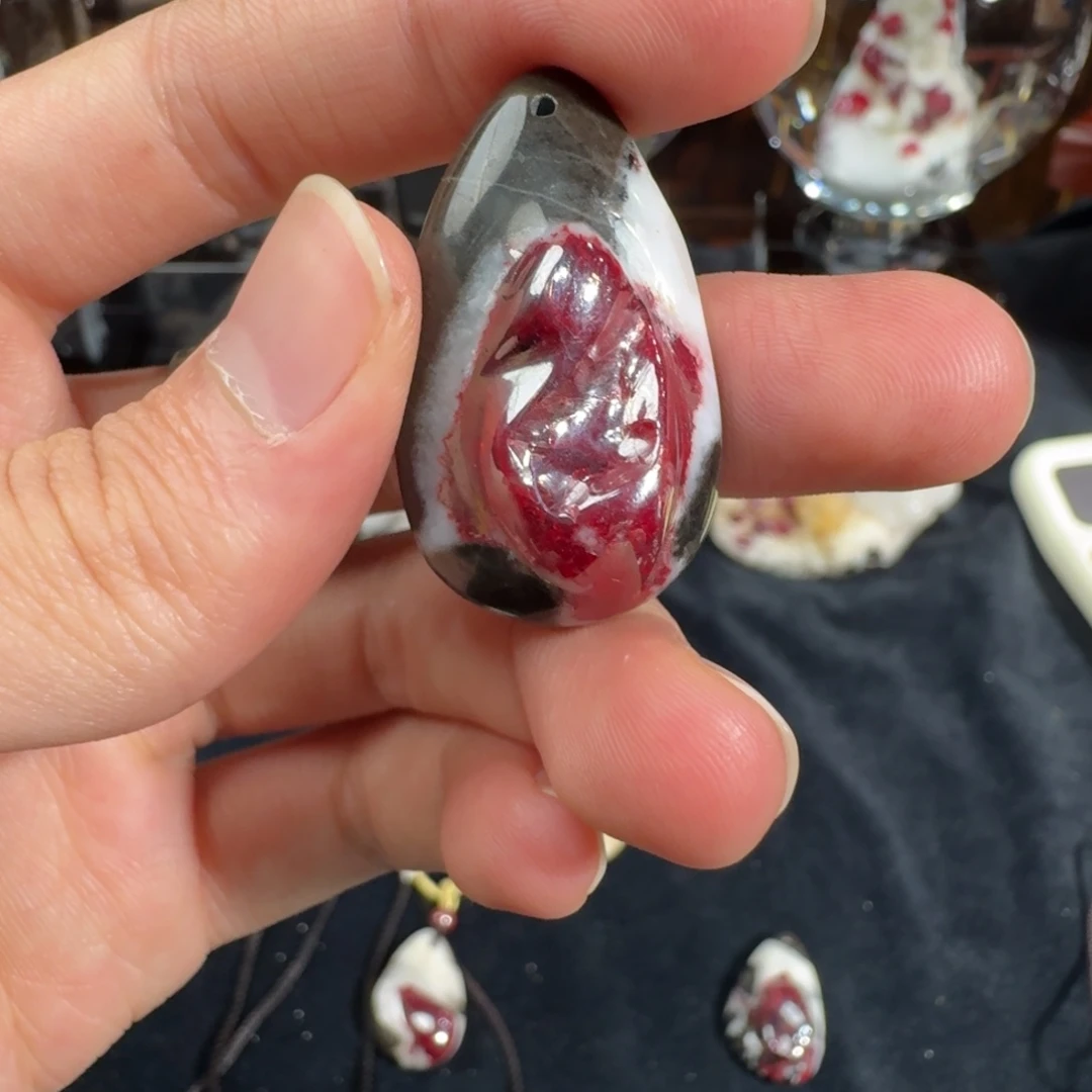 天然辰砂朱砂吊坠