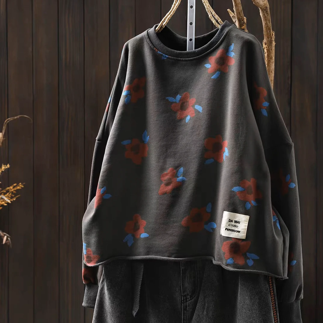 卫衣女2025新款爆款小个子花朵印花宽松休闲减龄圆领短款卷边上衣