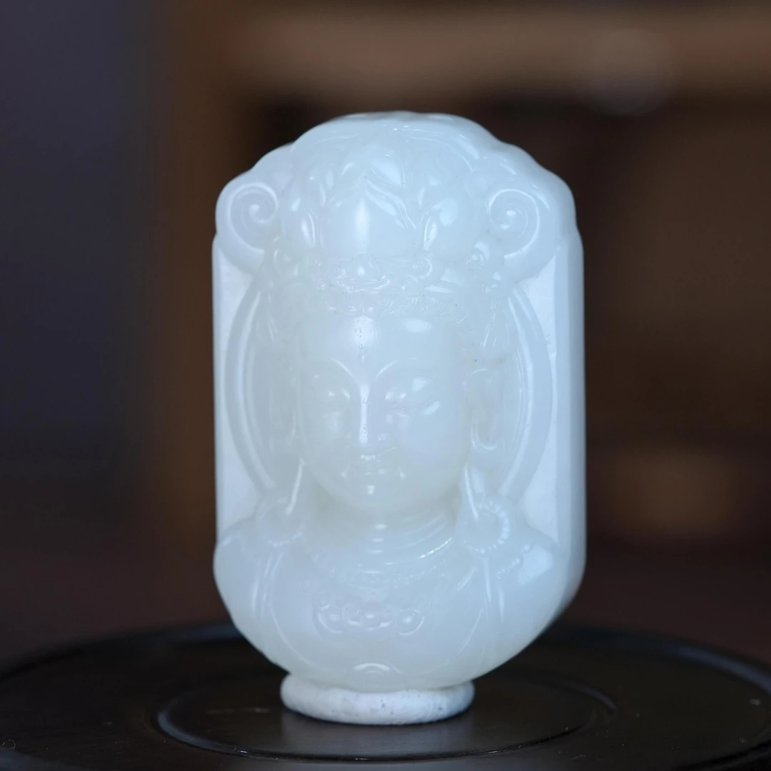 Lot31.和田玉观音牌/40649/拍宝