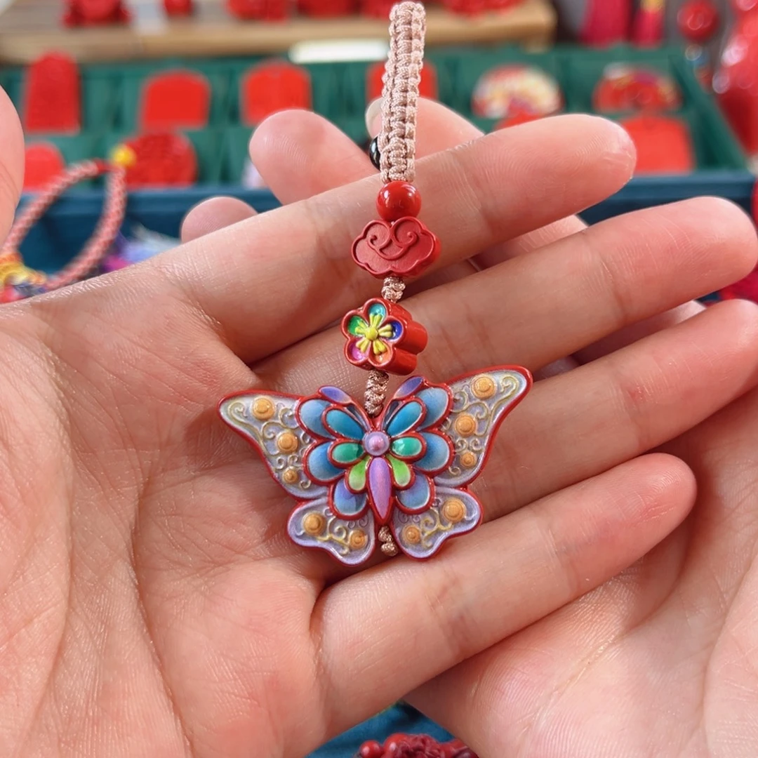 天然辰砂含辰砂工艺品彩绘蝴蝶钥匙扣包包挂