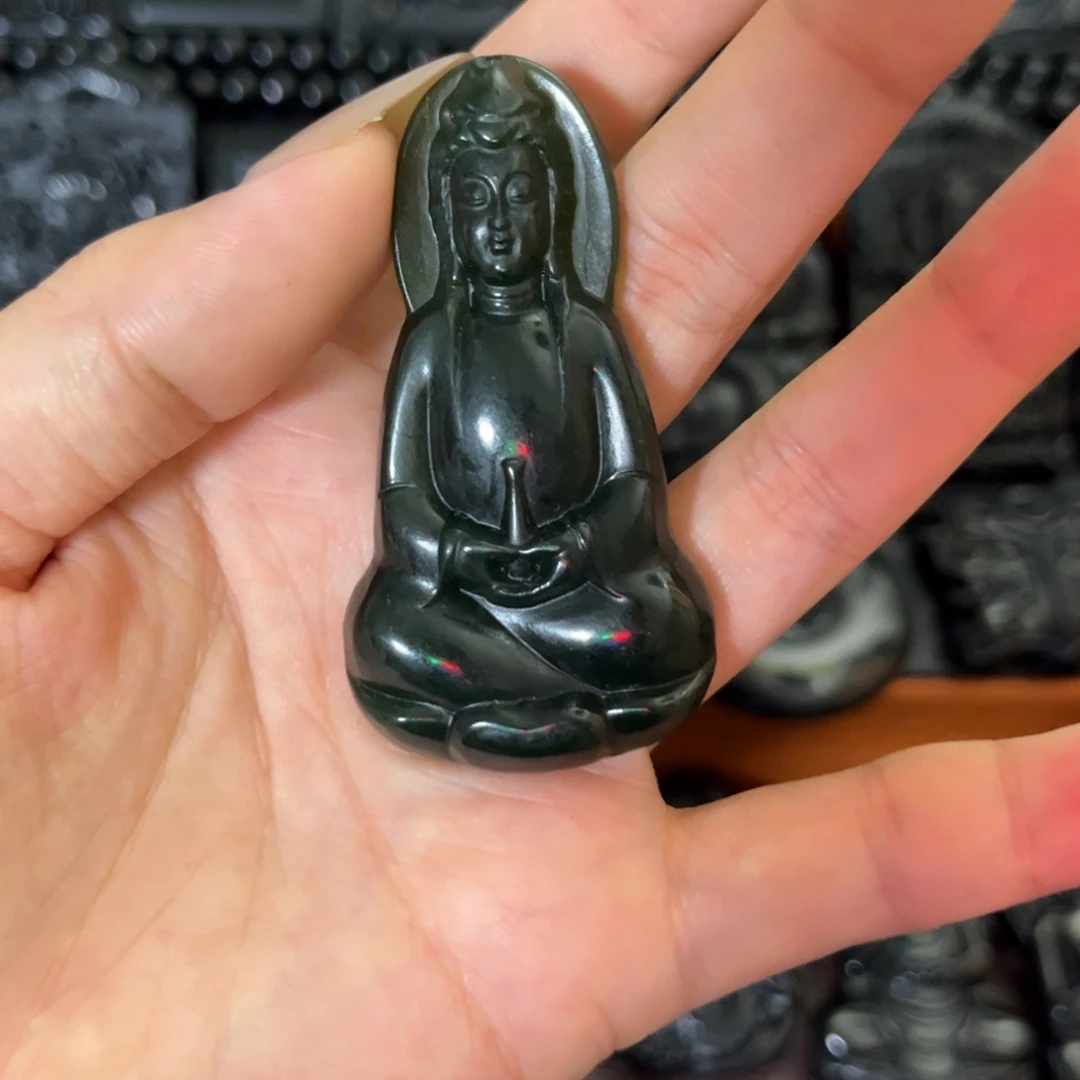 未镶嵌蛇纹石玉颈饰