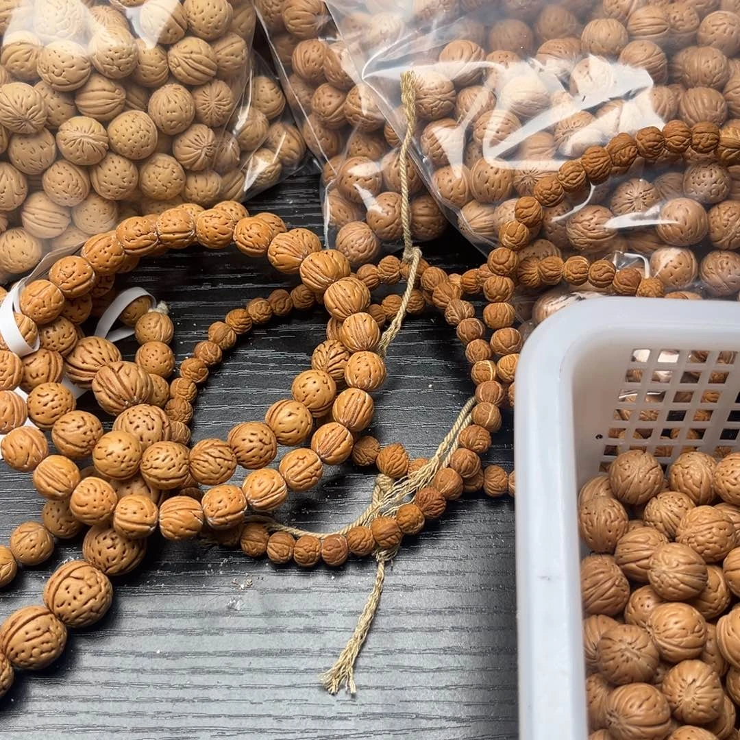 a***吉吊坠文玩核桃小桃核散籽批发