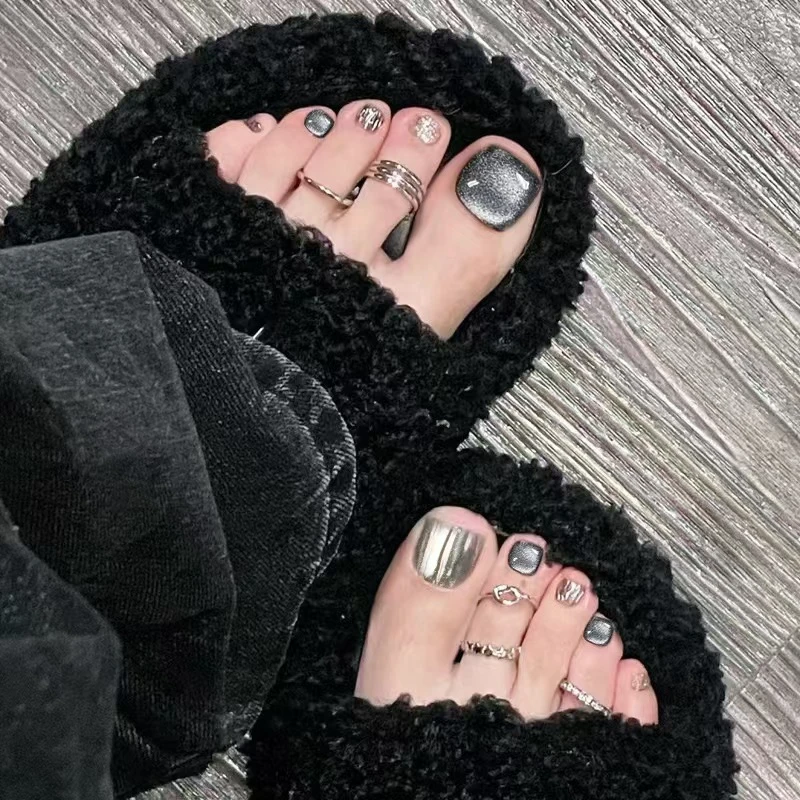 【星夏银川】脚甲 手工光疗暗夜黑色跳片猫眼体鎏金穿戴美甲指甲