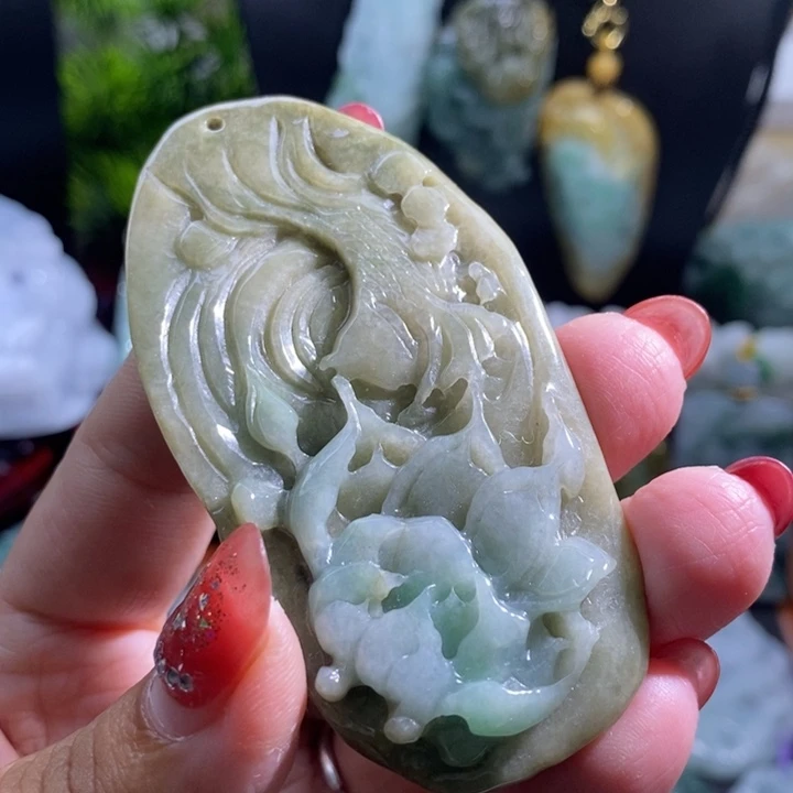 【闪购商品】颈饰未镶嵌翡翠鱼