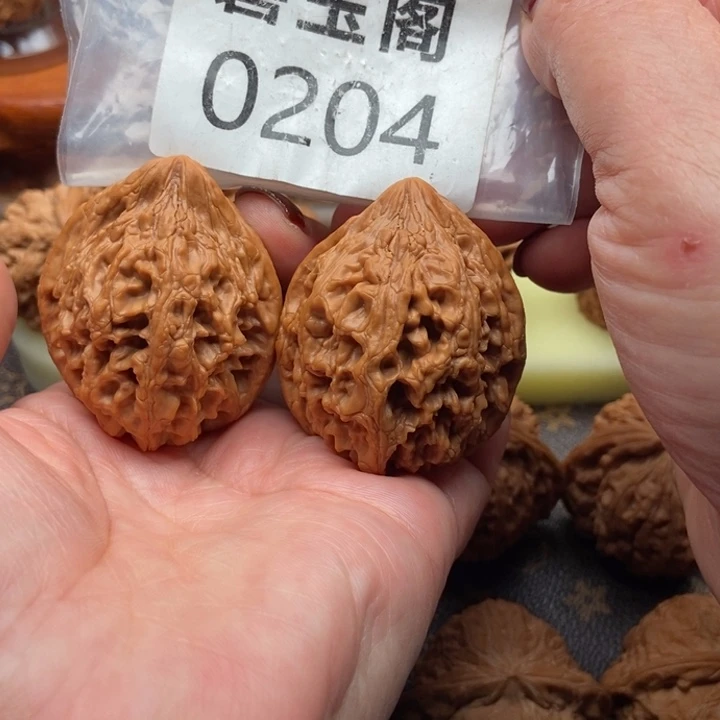 文玩核桃吊坠大沽石42