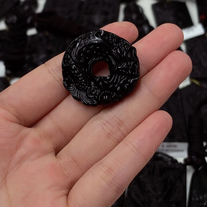 翡翠未镶嵌颈饰天然a货钢琴黑特色福利题材挂件