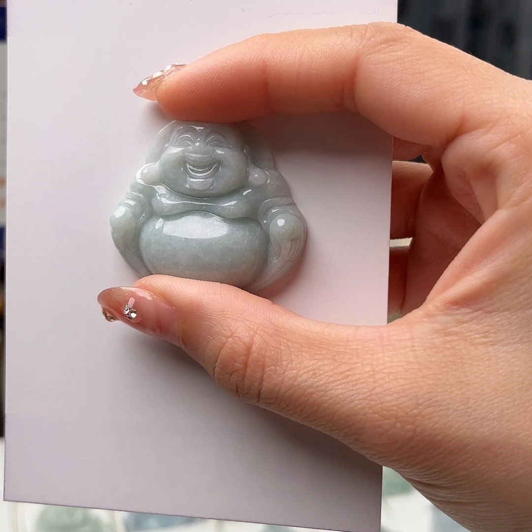 翡翠颈饰未镶嵌佛公