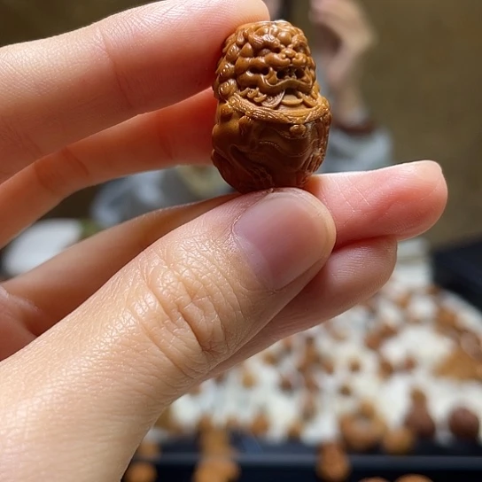 橄榄核手串/手链醒狮