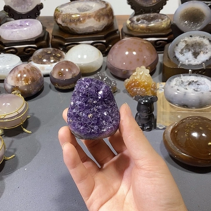 未镶嵌摆件水晶聚宝盆