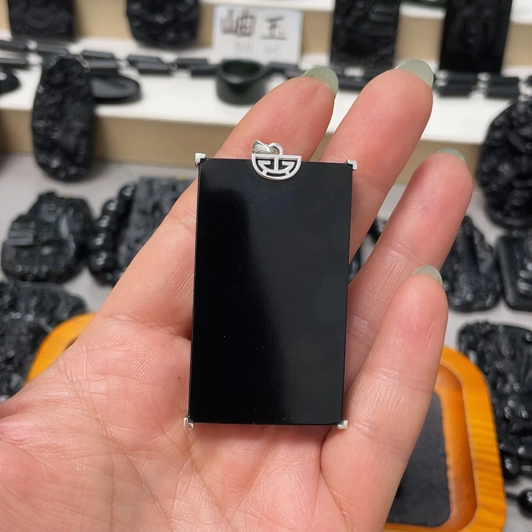 陌***情蛇纹石玉银S925镶嵌吊坠