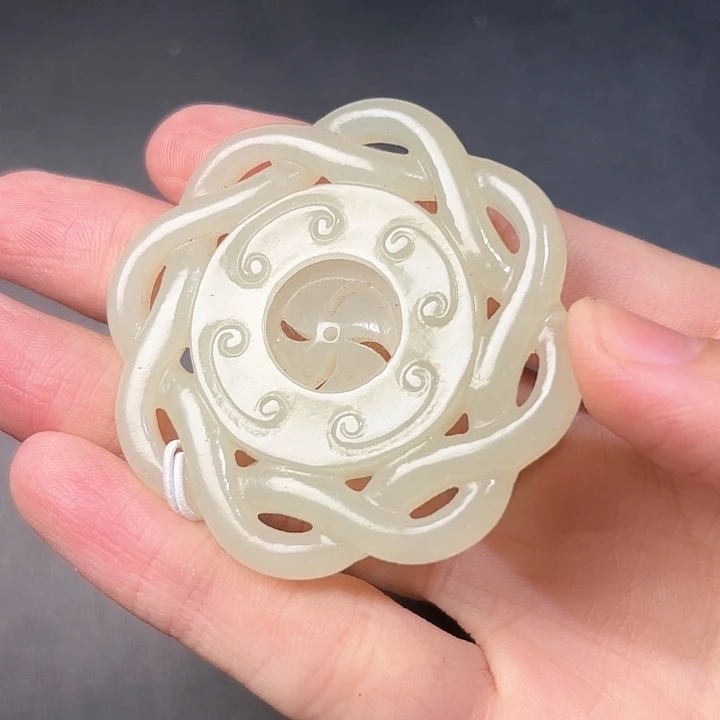 和田玉挂件未镶嵌韦*