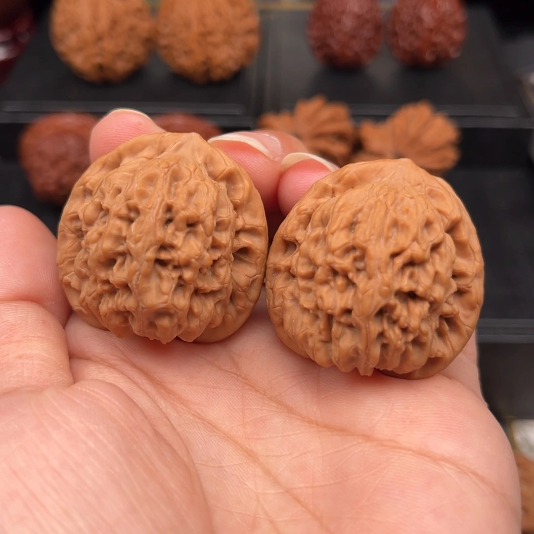 【闪购商品】吊坠文玩核桃野生小众