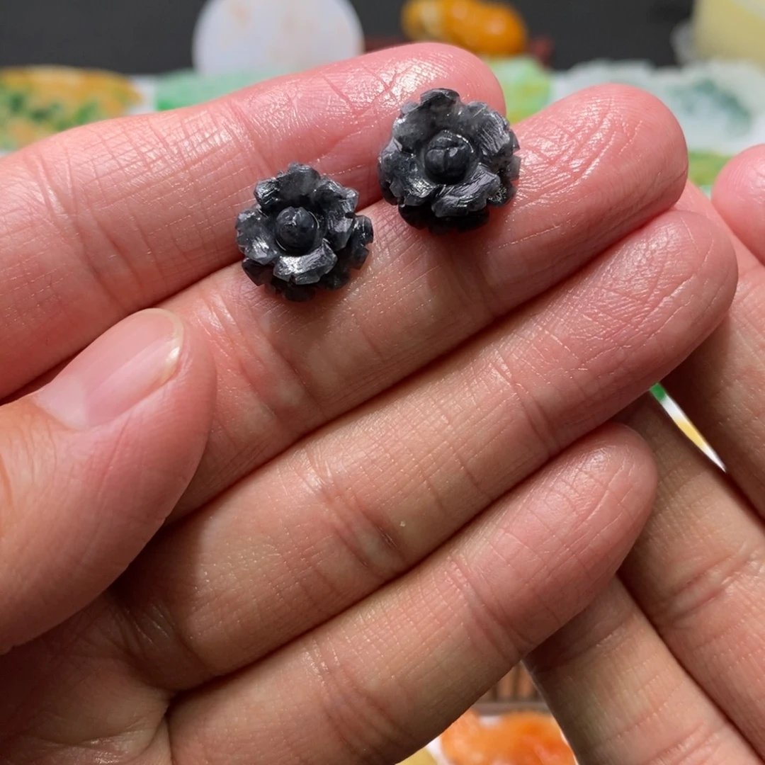 定制翡翠未镶嵌耳饰