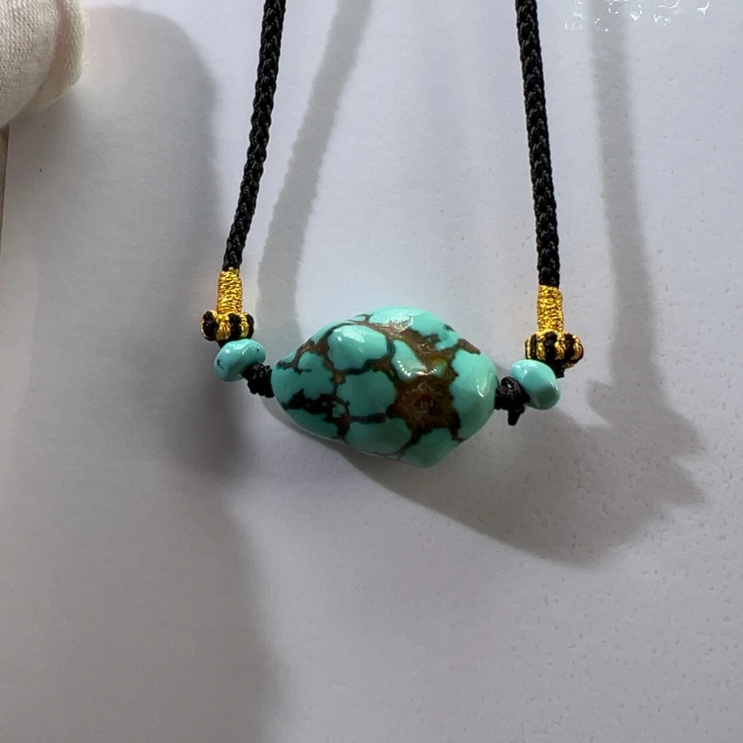 绿松石未镶嵌挂件