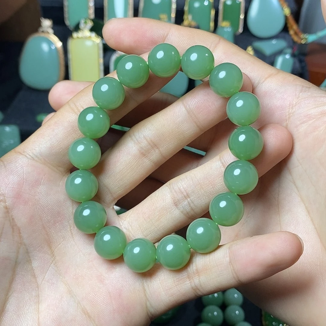 吊坠(不含链)未镶嵌和田玉（碧玉）