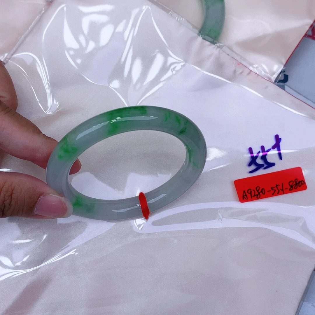未镶嵌手镯翡翠普**选缅甸翡翠