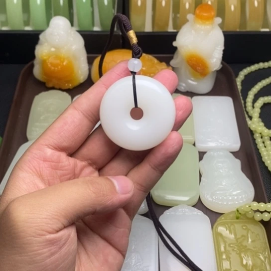 福利款羊脂白面包圈