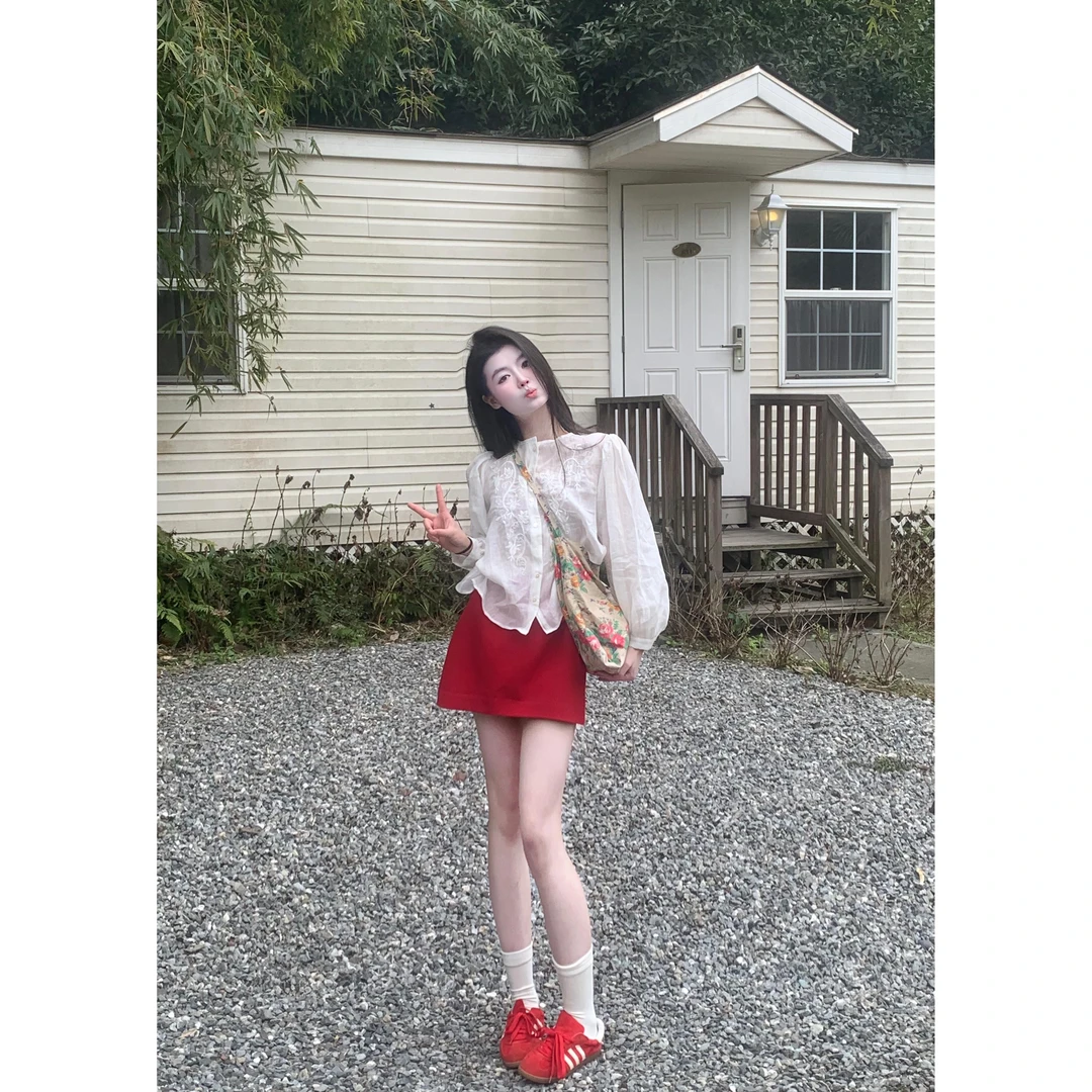 时尚穿搭女士秋季圆领长袖显瘦百搭小众花纹衬衫包臀性感纯欲短裙