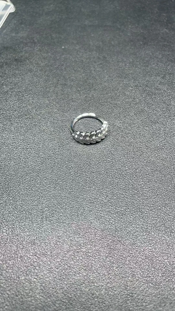足银戒指 足银戒指 【蜜妃高订】GMB-2632时尚设计戒指多样性发一件