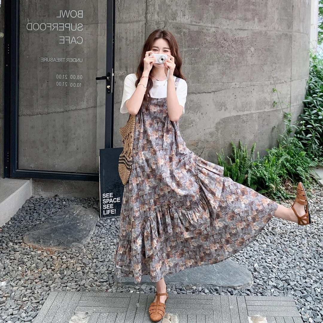 法式碎花吊带连衣裙套装女夏2025新款甜美减龄度假风巨好看两件套