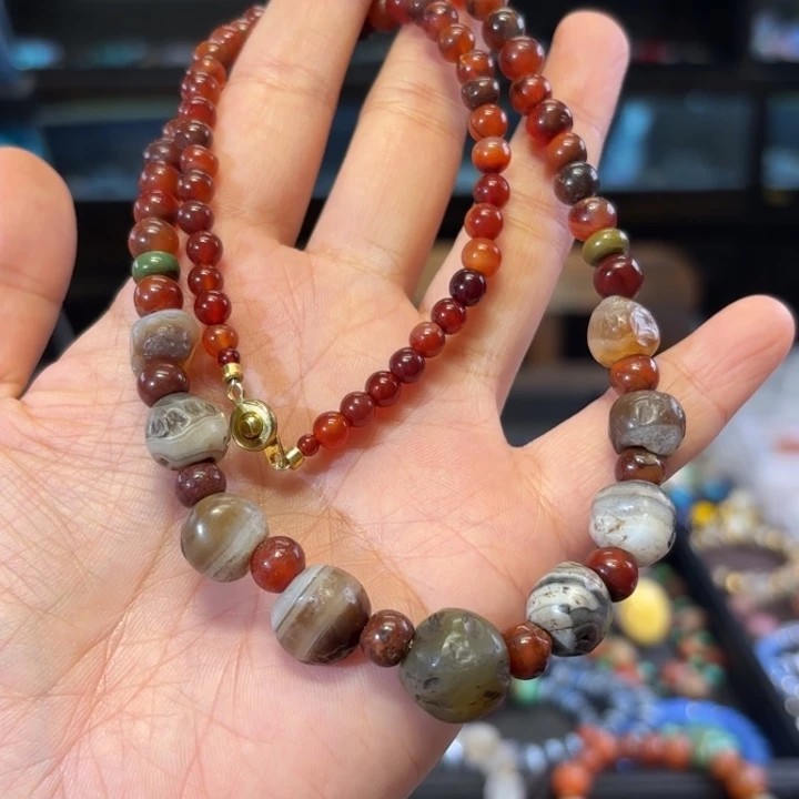 玛瑙/玉髓颈饰未镶嵌