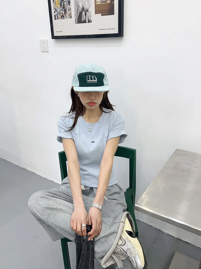 （325）经典圆领短袖基础百搭纯色修身亲肤T恤