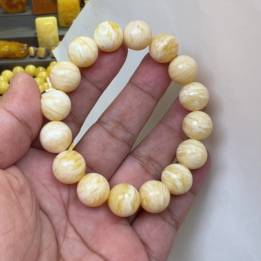 蜜蜡未镶嵌珠宝奇石13加20克