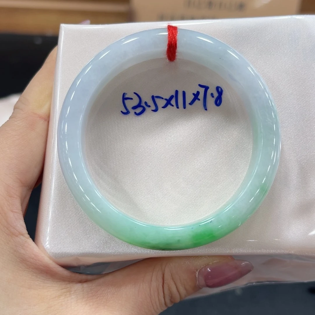 未镶嵌手镯翡翠翡翠