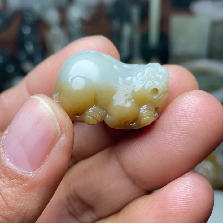 和田玉颈饰未镶嵌Y**g