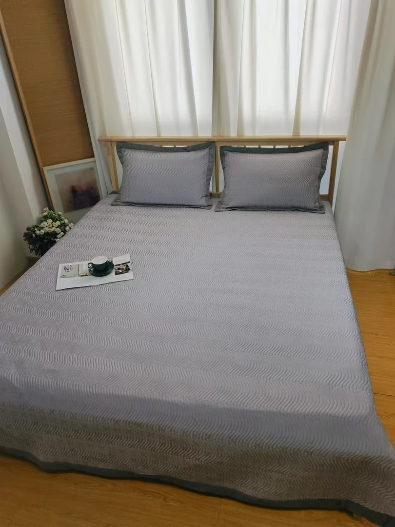 巨贵！巨好！奢丽剪绣烧花长绒棉床盖三件套245*250微瑕疵～K706