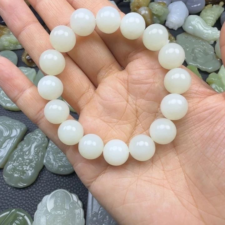 和田玉未镶嵌颈饰卡12