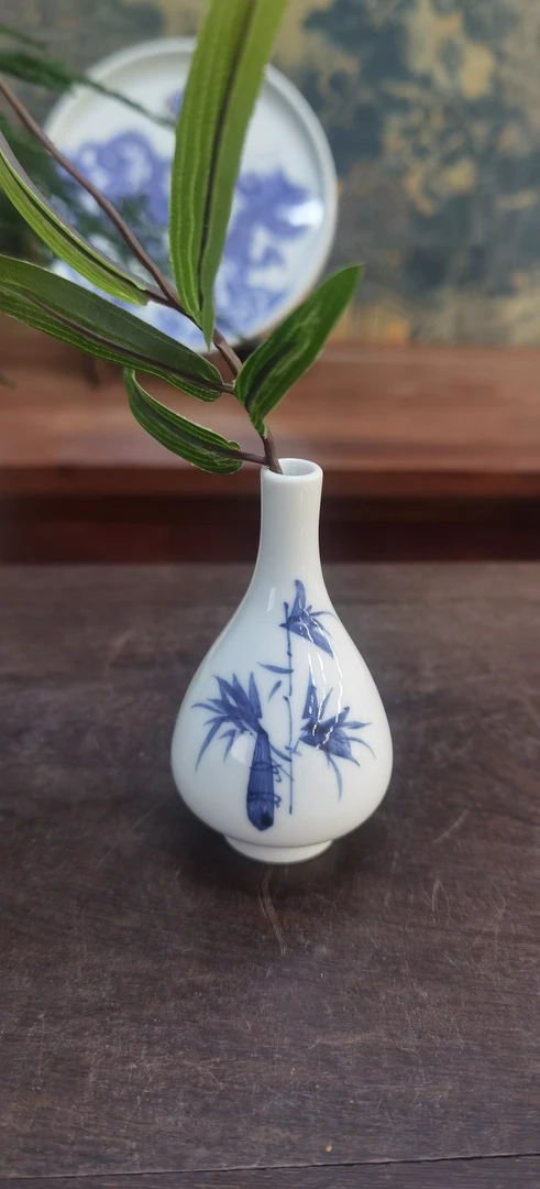 景德镇高温手绘小花瓶