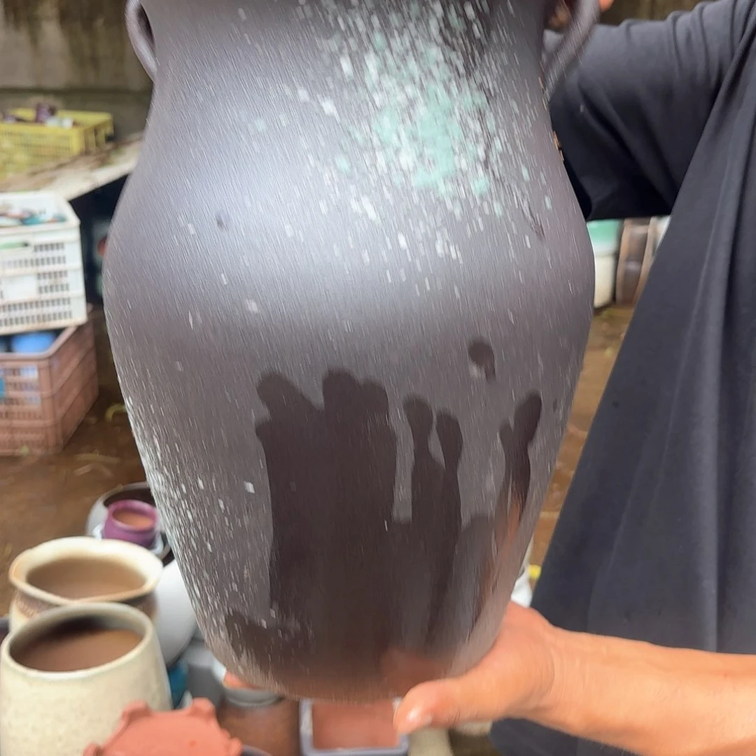 黑泼墨一个口径20高度 32