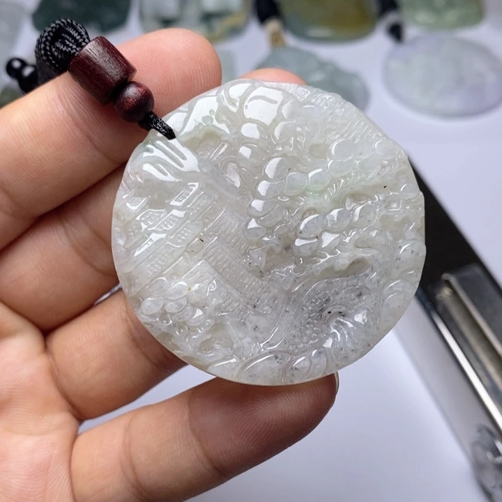 颈饰未镶嵌翡翠翡翠