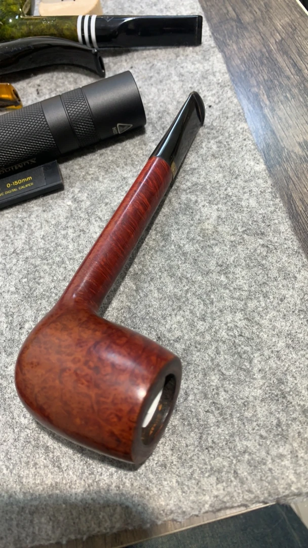 世老板专拍烟斗链接