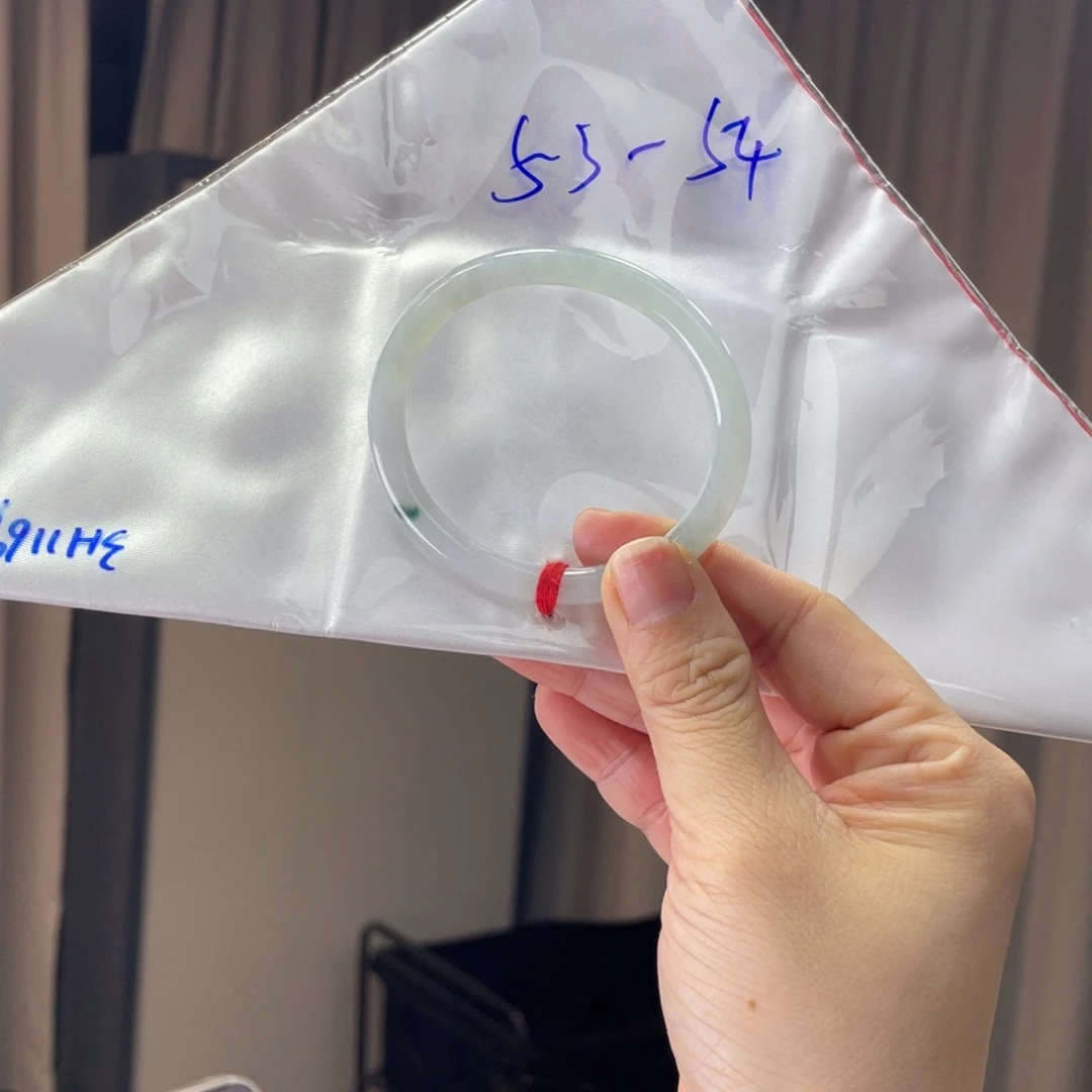 翡翠未镶嵌手镯翡翠