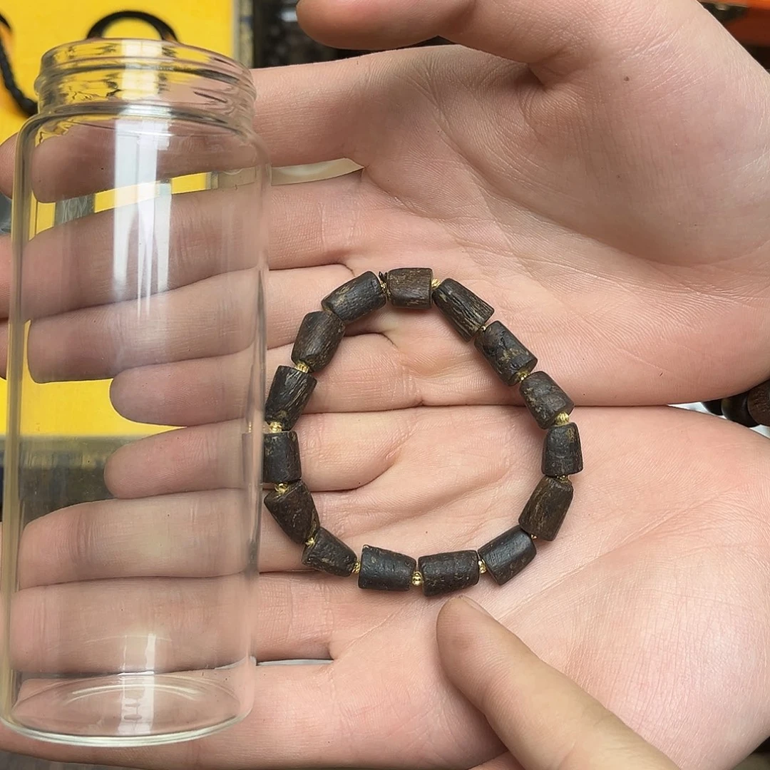 大叶紫檀（黑酸枝木类）