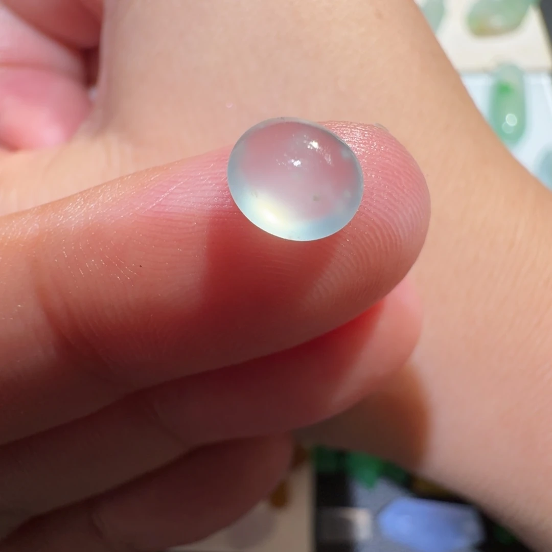 定制翡翠未镶嵌冰种雪花棉蛋面