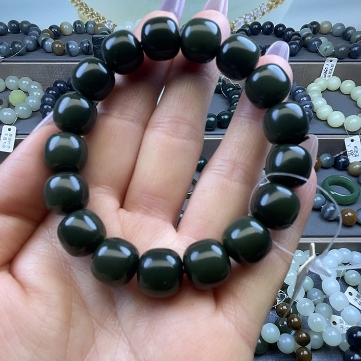 和田玉未镶嵌手链