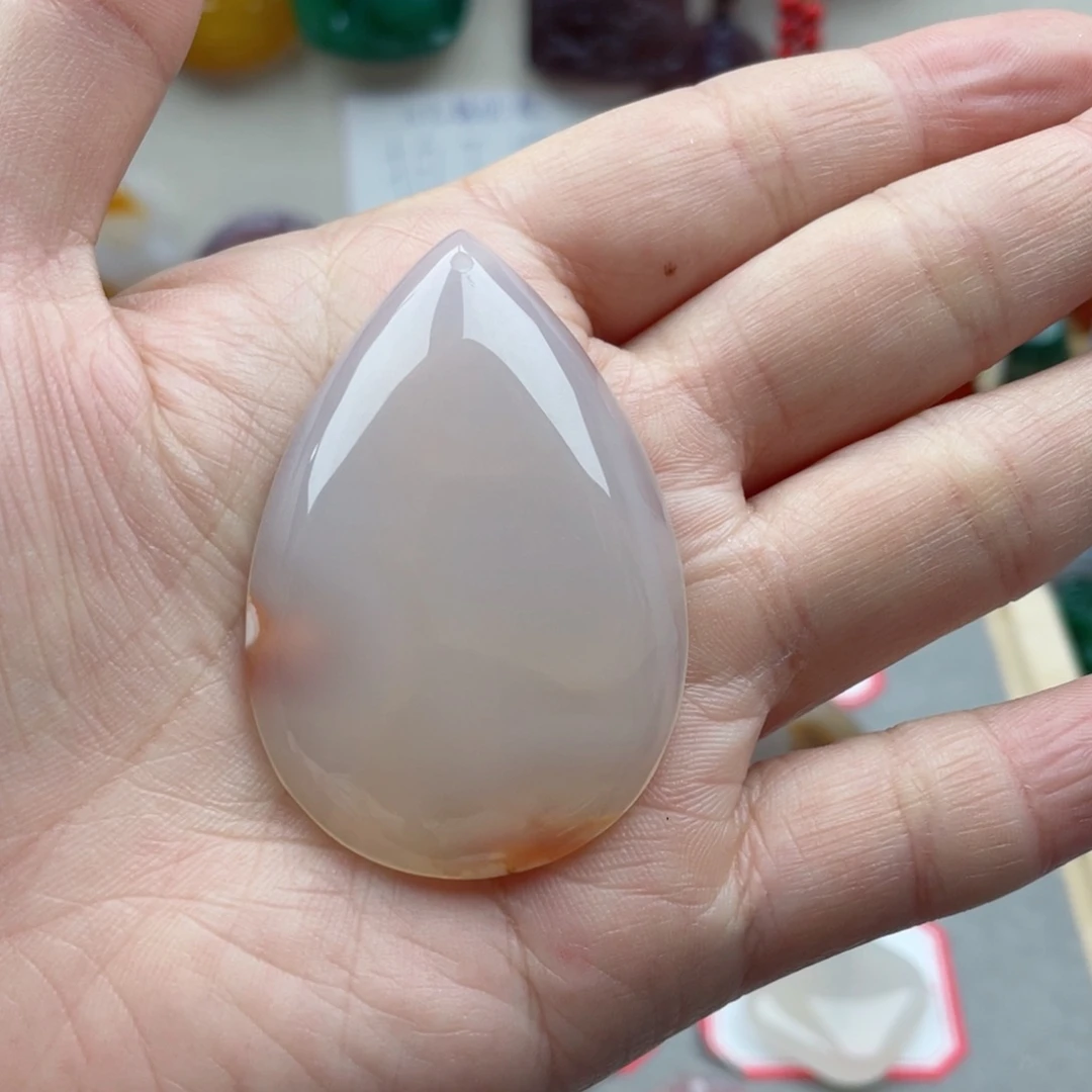 玛瑙/玉髓颈饰合金雨***虹