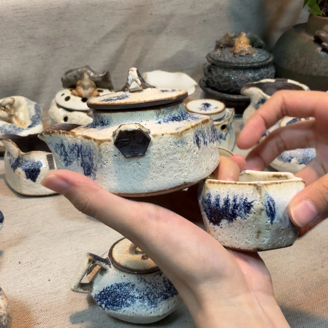 粉引手作手抓一壶一杯