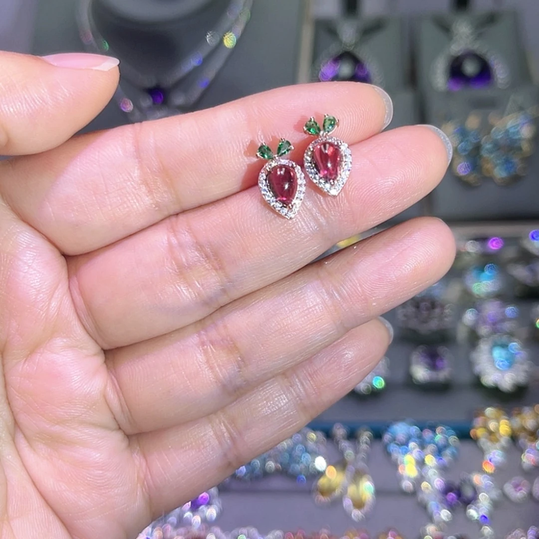 【闪购商品】石榴石（紫牙乌）耳饰银S925镶嵌