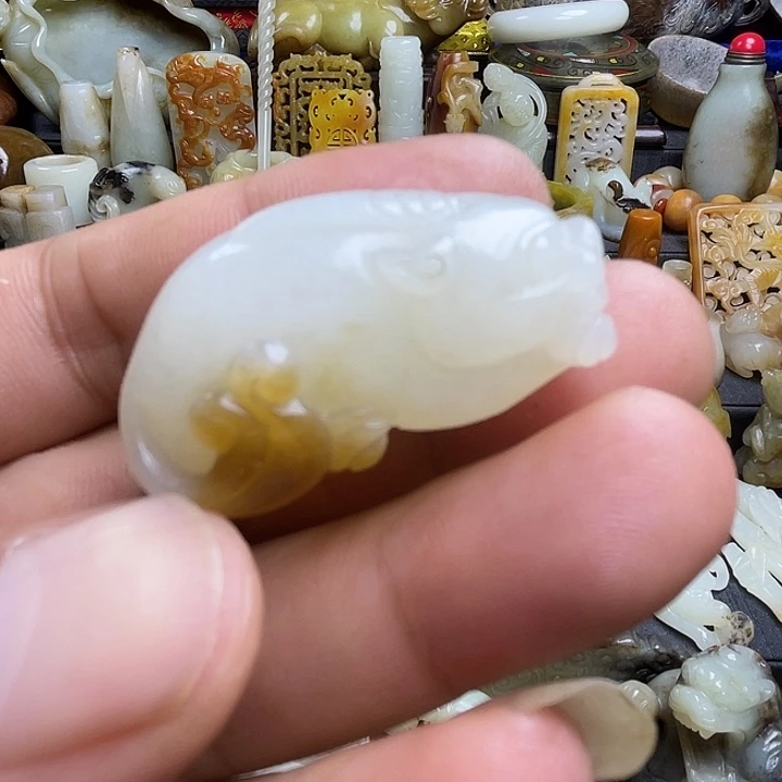 颈饰未镶嵌和田玉