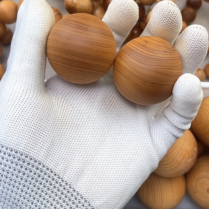 柏木（崖柏）把件笑****！40手球