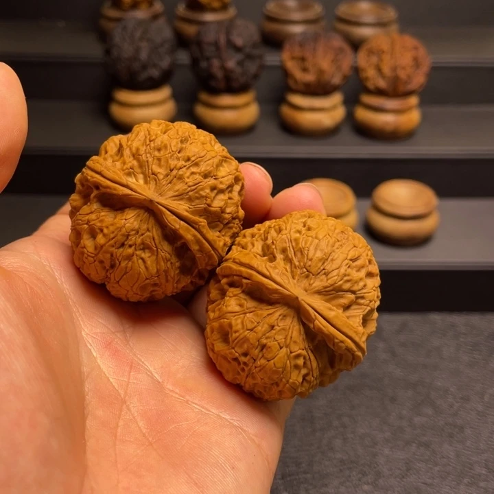 文玩核桃吊坠F霸王蟾45.8