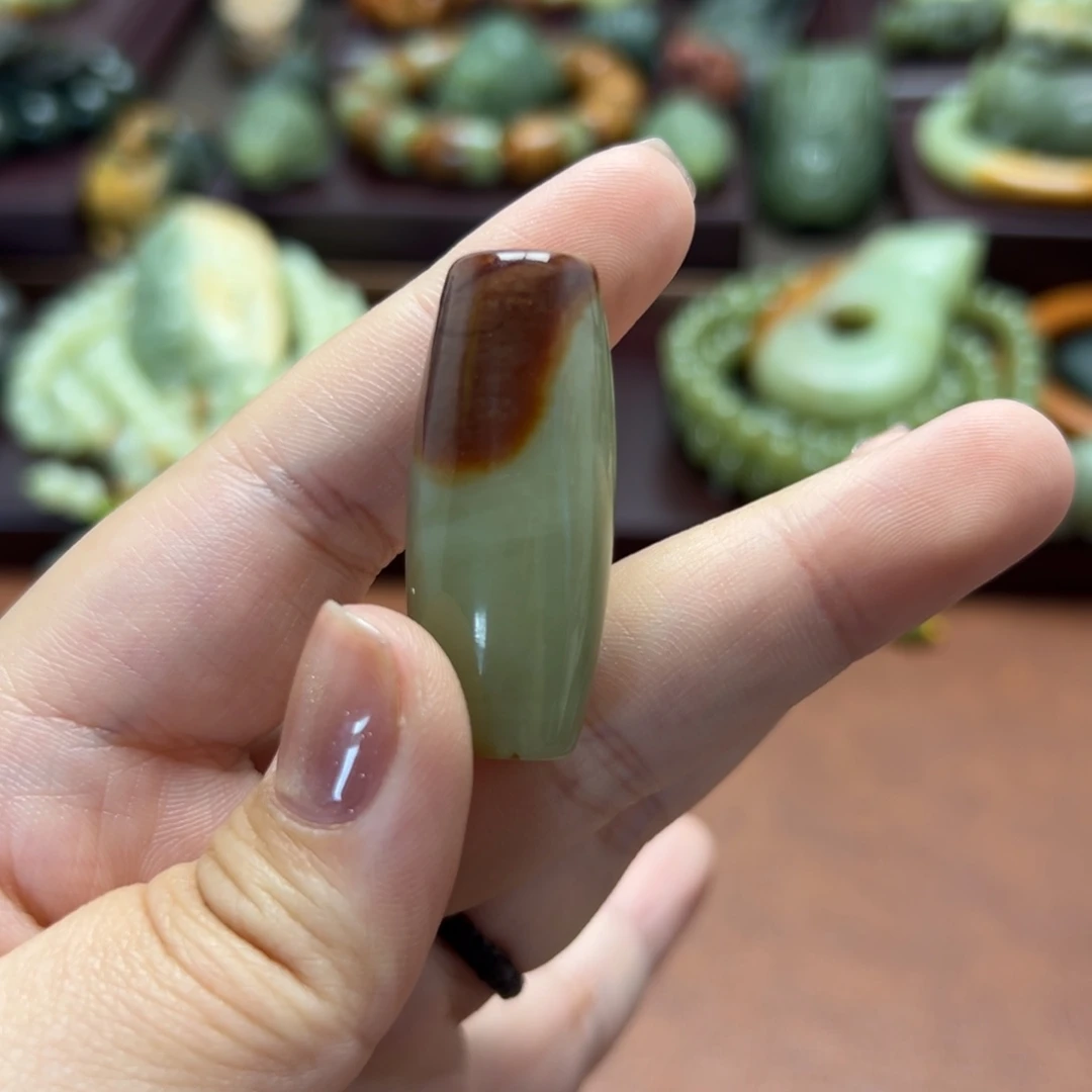 和田玉未镶嵌珠宝奇石