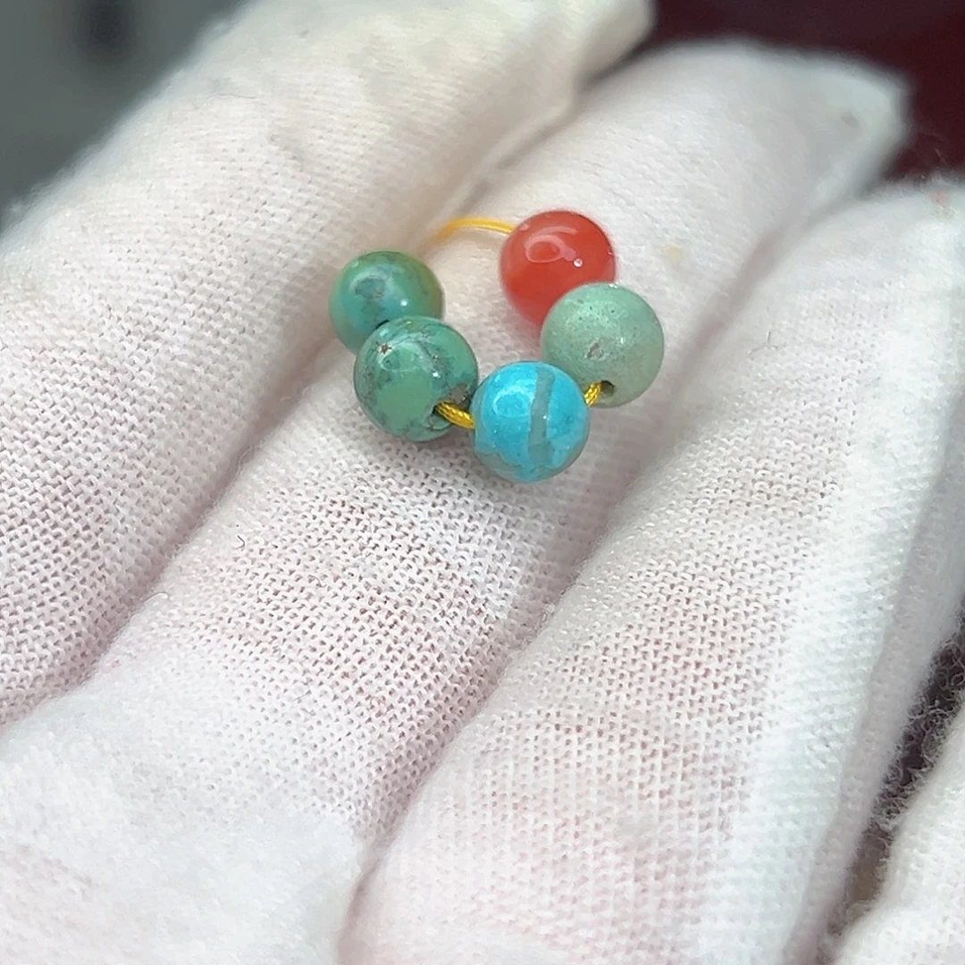 南红玛瑙未镶嵌珠宝奇石